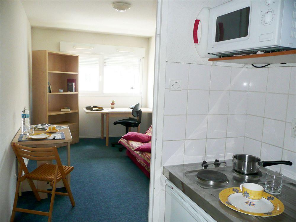 Sejours & Affaires Poitiers Lamartine Bagian luar foto